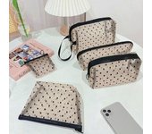 Bolsa de maquillaje de malla transparente con forma de corazón, bolsa de almacenamiento de cosméticos portátil multifunción para mujer, organizador de lápiz labial y artículos de tocador para mujer 12x3x8.5cm color rosa