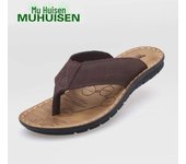 Sandalias de cuero multiusos para hombre 2025: chanclas de verano de moda para playa y conducción Size 42