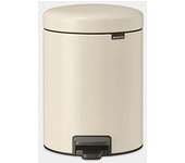 Brabantia - NewIcon Cubo de Pedal 5L - Papelera Pequeña para Baño o Aseo - Tapa de Cierre Suave - Funcionamiento con Pedal Ligero - Cubo Interior Extraíble - Soft Beige - 21 x 27 x 29 cm
