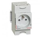 Legrand 004280 toma modular 2p+t con eclipse - 10/16a 250v - 2,5 módulos