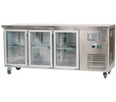Cleiton® mesa fría refrigerada de 3 puertas de cristal de 180x60 cm refrigeración ventilada | bajo mostrador frigorífico acero inox de 339 l y 750 w
