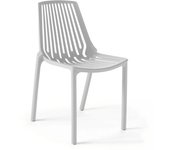 Silla de jardín de plástico blanco con diseño perforado