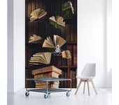 Papelera panorámica asegurada, papel sin fin, foto vintage con piercing frente a una biblioteca antigua, 250 cm x 150 cm