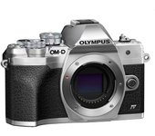 Olympus om-d e‑m10 mark iv + 14-150mm 4/3 milc 20,3 mp live mos 5184 x 3888 pixeles plata