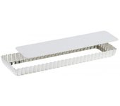 Molde de hojalata rectangular con fondo extraíble acanalado