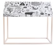 Tipi infantil de madera de pino con textil dibujo bosque.