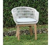 Sillón lounge de resina tejida gris con cojín