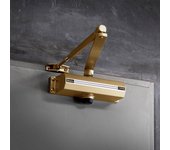 Cierrapuertas premium de alto rendimiento, fuerza ajustable de 4 a 5, cuerpo de aluminio oro.