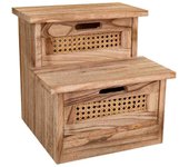 Escalera banqueta de madera y rejilla