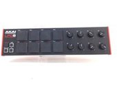 CONTROLADOR AKAI LPD8