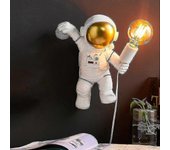 Luz de pared para niños con interruptor y enchufe, lámpara de pared astronauta moderna para habitación para niños con cable de 1,5 m, luz de pared ...