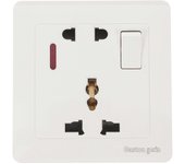 Enchufe de pie cuadrado multifunción de 13 A Tomacorriente de pared del Reino Unido con interruptor 146 Enchufe de pared estándar británico (5 orif...
