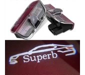2pcs Logotipo de bienvenida Láser Puerta de coche Luz Proyector Lámpara Led Luz de cortesía LED para Skoda Superb 2009-2018 Mk2 Mk3 Superb Accesori...