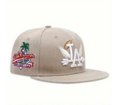 Gorra de béisbol bordada con letras aladas Hip Hop Transpirable Snapback Sombreros Color sólido Caqui adjustable