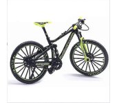 Bicicleta de montaña cuesta abajo Modelo de bicicleta negra y verde