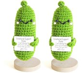 Regalo de pepino de apoyo emocional hecho a mano, adornos lindos tejidos a mano, pepinillo de apoyo emocional hecho a mano con base de madera Verde