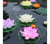 5pcs Lirio de agua flotante artificial EVA Lotus Flower Pond Decoración 10cm Artificial Lotus Pond Tank Ornamento de plantas Home Gard