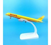 16CM 1:400 Escala Avión A340 A380 B777 B747 Modelo de avión W Base Avión de aleación avión Juguete de exhibición coleccionable DHL B757