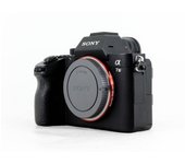 Alpha 7 III - Negro + Sony FE 85mm f/1.8 f/1.8