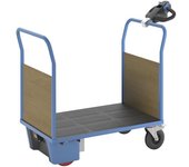 eurokraft pro Carro de plataforma con accionamiento eléctrico, 2 paredes frontales de MDF, L x A x H 1420 x 700 x 1300 mm