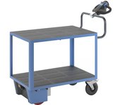 eurokraft pro Carro de montaje con accionamiento eléctrico, 2 pisos de plástico, L x A x H 1470 x 700 x 1300 mm, azul