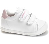 Pablosky deportivas barefoot blanco/rosa, blanditos para un confort total y suficientemente fuertes para aguantar cada una de sus aventuras. Utiliza horma fisiológica para el correcto desarrollo del pie. Planta extraíble superabsorbente y antibacterias.