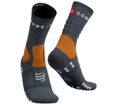 Ropa hombre Calcetines Compressport Calcetines Hiking Gris