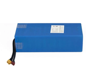 Batería 48V 12,5Ah Esta batería es compatible con cualquier patinete eléctrico de 48V