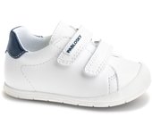 Pablosky deportivas barefoot blanco, blanditos para un confort total y suficientemente fuertes para aguantar cada una de sus aventuras. Utiliza horma fisiológica para el correcto desarrollo del pie. Planta extraíble superabsorbente y antibacterias.