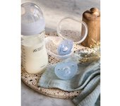 Lote de 2 chupetes para recién nacido Philips AVENT Soothie Corazón azul claro liso