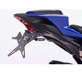 PROTECH Kit de soporte de matrícula  que incluye reflector y placa ligera de acero inoxidable / aluminio con recubrimiento en polvo negro - Negro