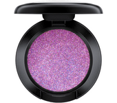 Sombra de ojos MAC Dazzle / Can't Stop, Don't Stop / Textura brillante y pigmentada, acabado luminoso y duradero, ideal para looks atrevidos y festivos
