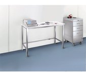 kaiserkraft Mesa para salas blancas de acero inoxidable con tablero de polipropileno, armazón de acero inoxidable, altura 900 mm, A x P 1800 x 700 mm