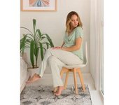Pijama premamá de lactancia con estampado floral