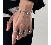 Punk Chain Tassel Bracelet con anillos de dedos de esclavo Gótica Cadena de mano Arnés de mano Anillos de hip hop Cadena de mano Kurapika Pulsera d...