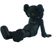 Cubriendo la cara Kaws Modelo de personalidad Juguete Regalo Acción creativa duradera Figura V Negro