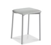 Taburete bajo de cocina kelsa armazón aluminio asiento polipiel plata