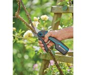 Tijera de poda a una mano gardena assistcut 12222-20 de ion litio 3.6 v