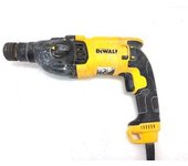 TALADRO ELECTRICO DEWALT D25133-GB