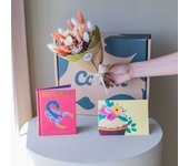 Flores a Domicilio - Pack Escorpio: Libro Horóscopo con Mini Ramo. - COLVIN