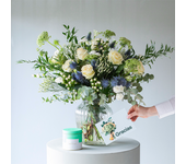 Flores a Domicilio - Pack Gracias: Ramo Patagonia con Trufas y Tarjeta - COLVIN