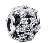 The 2024 New Christmas Collection Snowflake Pendant Is Suitable For Original Bracelets Charming DIY Girl Jewelry Gifts
