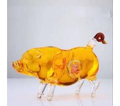 Decantador de whisky con forma de cerdo de la suerte, botella de vino con forma de animal del zodíaco chino, botella de whisky de vidrio sin plomo, regalo para amantes del whisky, vodka, whisky escocés, ron y tequila de 1000 ml (botella vacía).