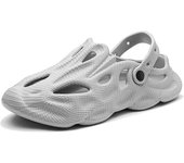 The outer shoes are fashionable casual shoes, beach sandals, Eva men's clogs.
