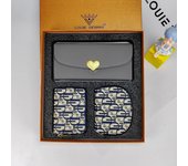 2024 New Vintage Purse Ladies Large Capacity d buckle Multi-card Multi-function triple Fold Handheld Bag 3-piece gift Box for the holidays