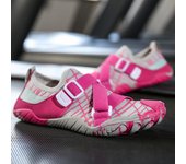 Zapatos de agua para mujer, zapatos acuáticos descalzos para hombre, calzado de playa de secado rápido, zapatillas deportivas transpirables, zapatos de senderismo antideslizantes, novedad de 2025