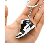 3D Mini 3D Sports Shoes Keychain Basketball Shoes Keychain Finger Skateboard Accessories Men's and Women's Trendy Pendant