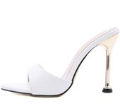 Overseas Suppliers  Women's Shoes Fashion High Heel Hot Sandals  Internet Hot Pointed High Heels