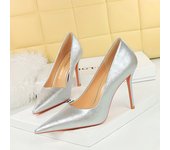 Retro Fashion Banquet Slim Heels Shallow Mouth Pointed High Heels