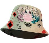 Gorro pescador Harley Quinn DC Comics infantil, un gorro con el estilo único de Harley Quinn para los más pequeños.